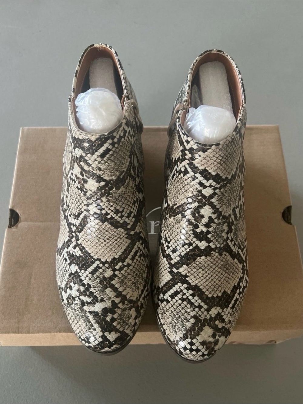 Women’s Snake Print Ankle Boots - Beige/Black Shoes Size 6
